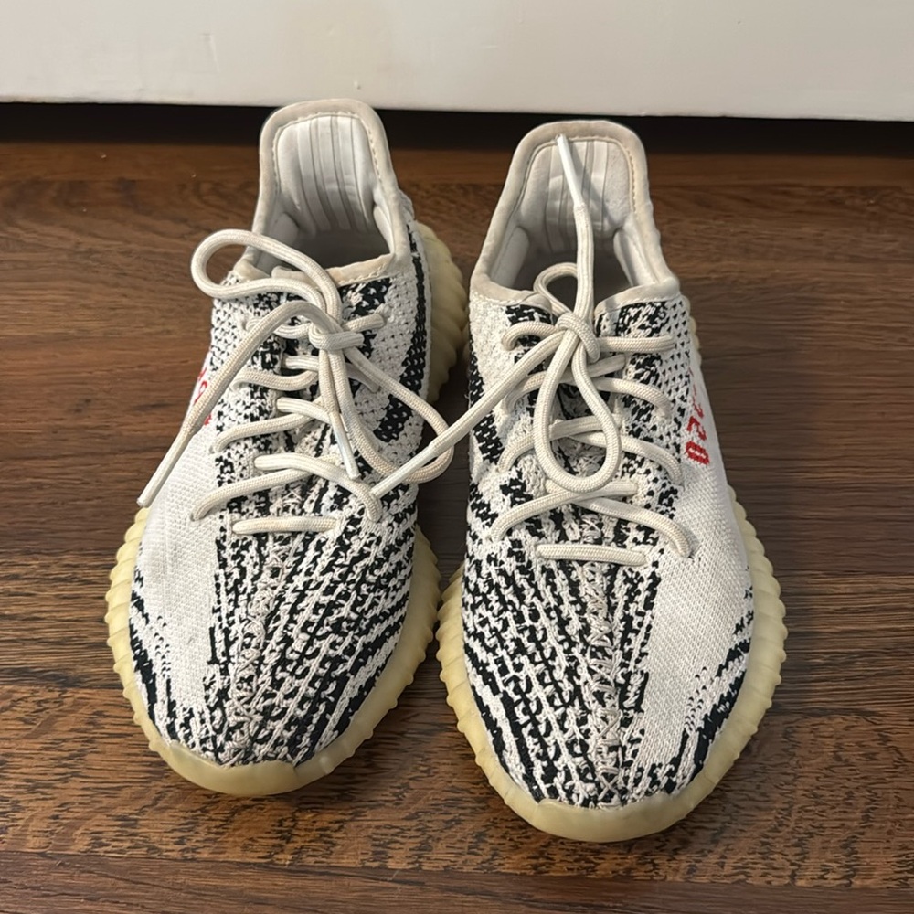 Yeezy Boost women’s sneaker zebra